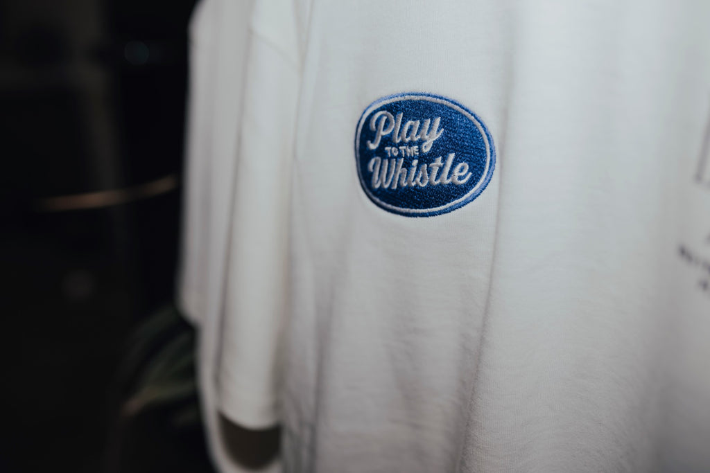 WHITE T-SHIRT